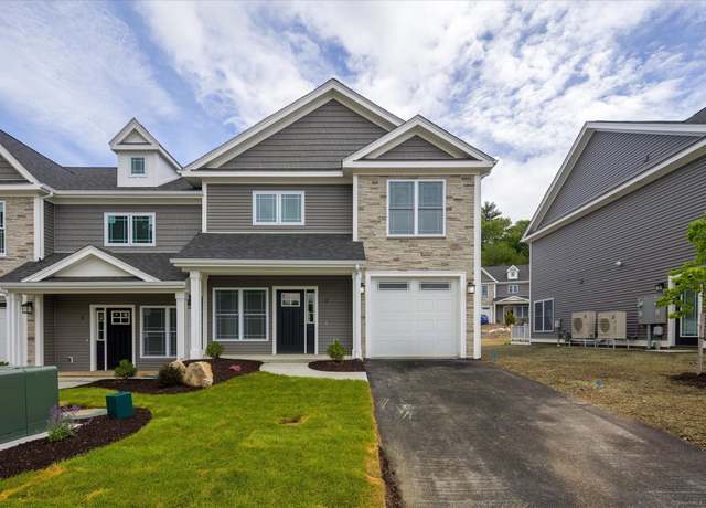 Property at 18 Valley View Dr, Killingly, CT 06241, 4 beds, 3 baths