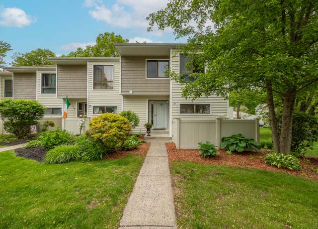 Property at 47 Currier Pl #47, Cheshire, CT 06410, 3 beds, 2.5 baths