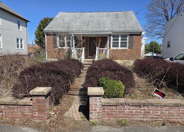 Property at Undisclosed address, Danbury, CT 06810, 2 beds, 1 bath