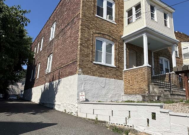 Property at 1483 Boston Ave, Bridgeport, CT 06610, 8 beds, 4 baths