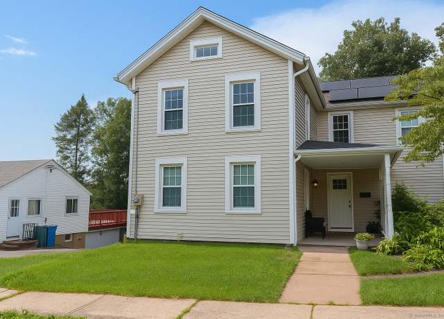 Property at 17 Strongs Ave, Portland, CT 06480, 4 beds, 1.5 baths