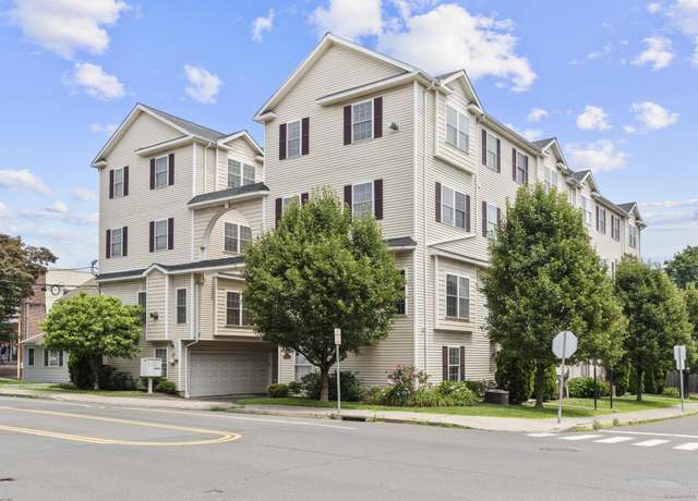 Property at 205 Hope St #5, Stamford, CT 06906, 3 beds, 2.5 baths