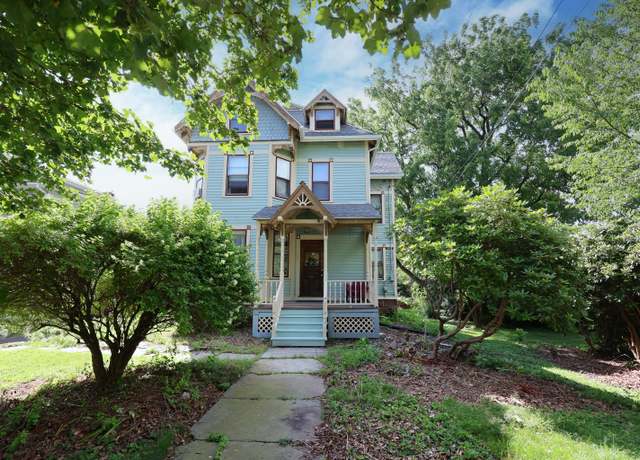 Property at 185 Curtis St, Meriden, CT 06450, 4 beds, 1.5 baths