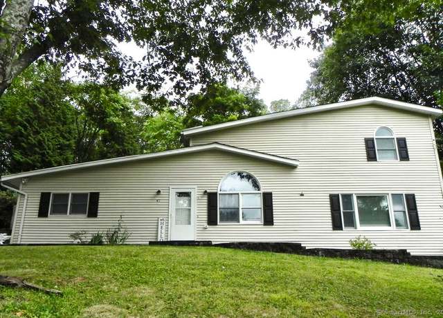 Property at 47 Valley View Ln, New Milford, CT 06776, 4 beds, 2 baths