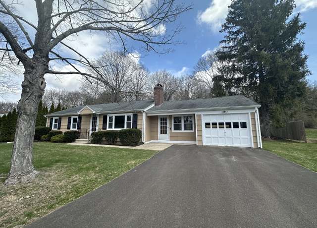 Property at 37 Dinwoodie Dr, North Branford, CT 06471, 3 beds, 1 bath