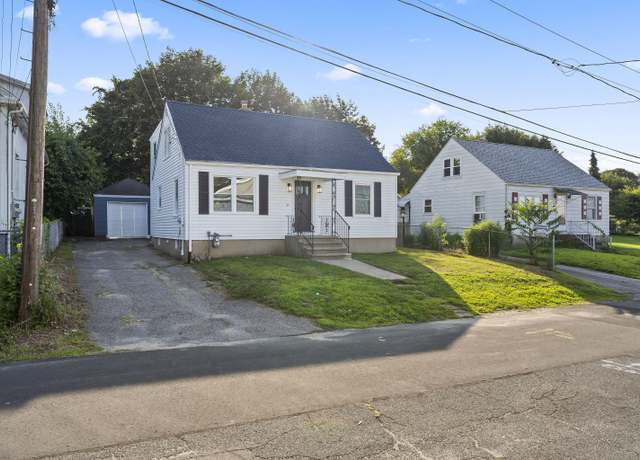 Property at 34 Vista Pl, Waterbury, CT 06708, 5 beds, 2 baths
