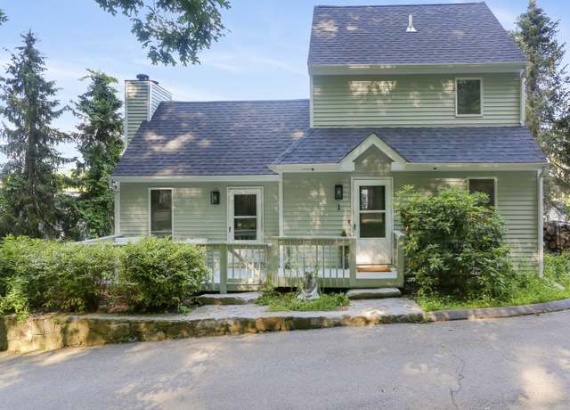 Property at 21 Hubbard Rd Apt 1, Wilton, CT 06897, 2 beds, 2 baths