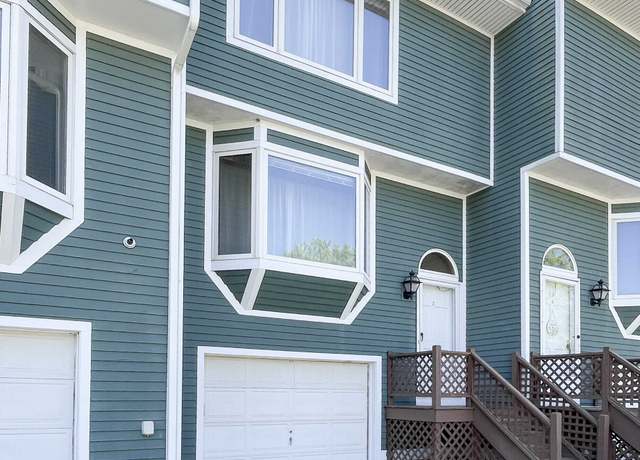 Property at 2 Butternut Knls #2, Middletown, CT 06457, 2 beds, 1.5 baths