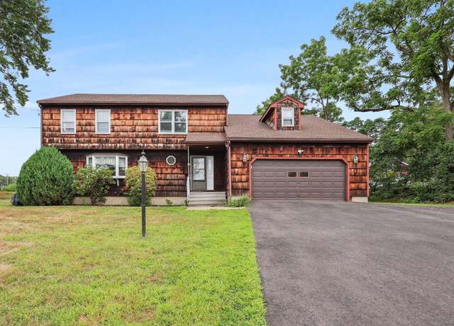 Property at 28 County St, Norwalk, CT 06851, 4 beds, 2.5 baths