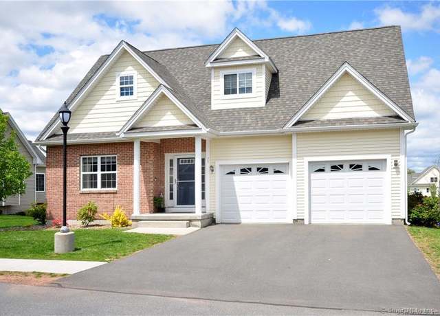 Property at 75 Windermere Village Rd #75, Ellington, CT 06029, 2 beds, 2.5 baths