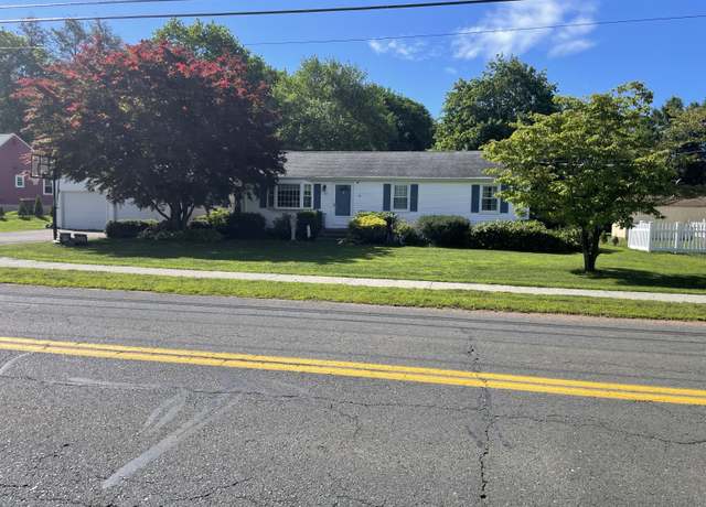 Property at 67 Geer St, Cromwell, CT 06416, 3 beds, 2 baths