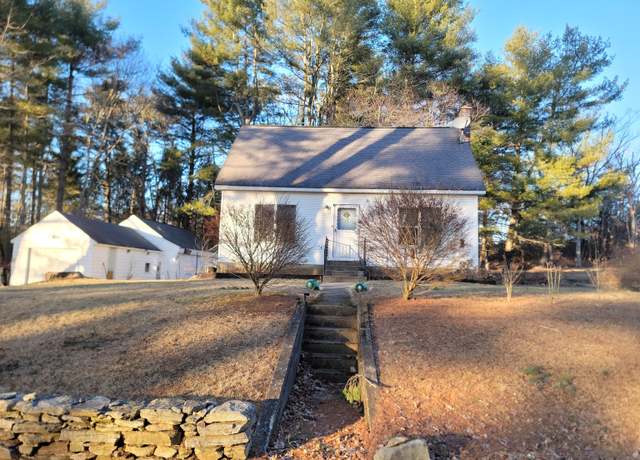 Property at 32 Crystal Rd, Windham, CT 06256, 2 beds, 2 baths