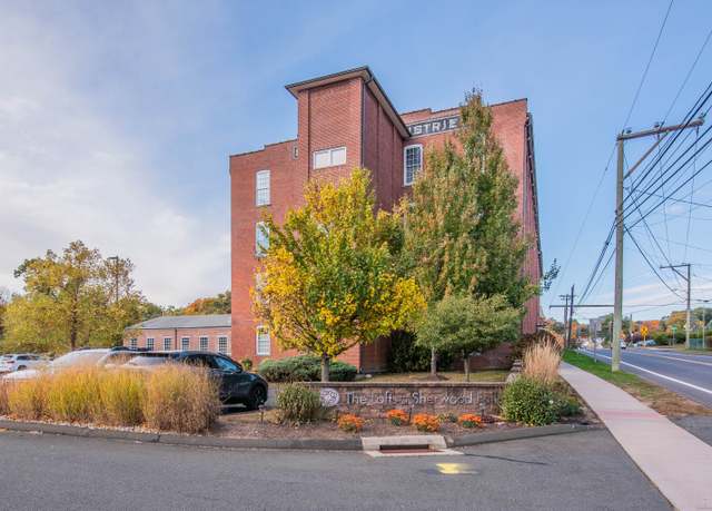 Property at 10 Main St #103, Berlin, CT 06037, 2 beds, 2 baths