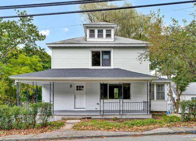 Property at 493 Boswell Ave, Norwich, CT 06360, 3 beds, 2 baths