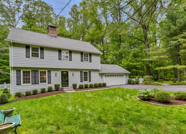 Property at 2 Hunter Ln, Ridgefield, CT 06877, 4 beds, 2.5 baths