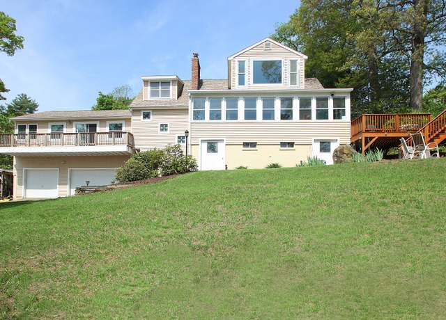 Property at 231 Lake Shore Dr, East Haddam, CT 06415, 4 beds, 2.5 baths