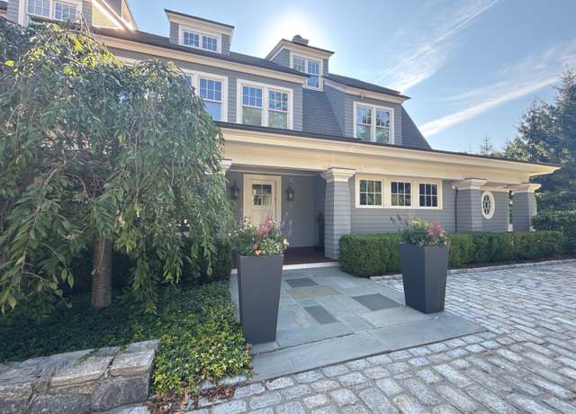 Property at 262 Ocean Dr E, Stamford, CT 06902, 7 beds, 7.5 baths