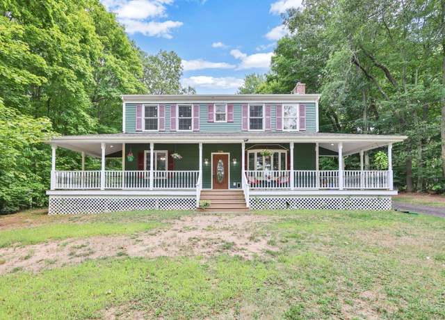 Property at 276 Parker Farms Rd, Wallingford, CT 06492, 5 beds, 3.5 baths