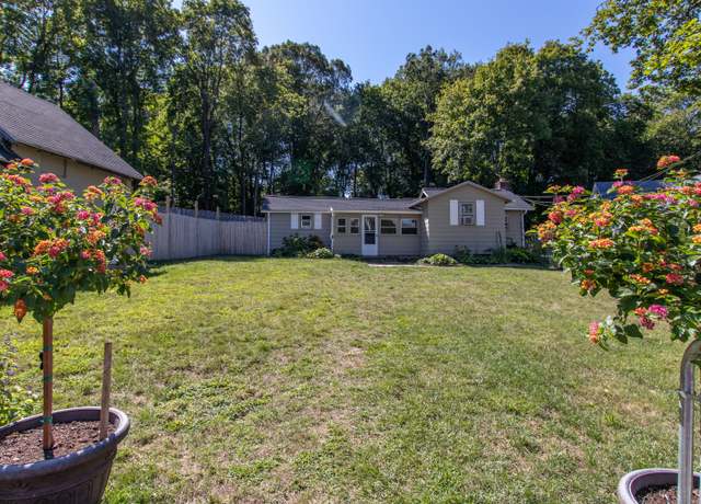 Property at 41 Wakemore St, Darien, CT 06820, 2 beds, 1 bath