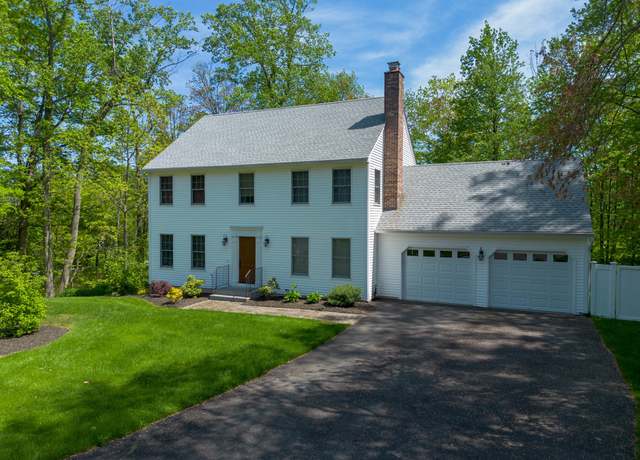 Property at 2 Cassella Dr, Wallingford, CT 06492, 4 beds, 2.5 baths
