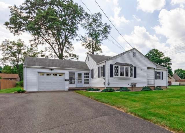 Property at 39 George Rd, Windsor Locks, CT 06096, 3 beds, 1 bath