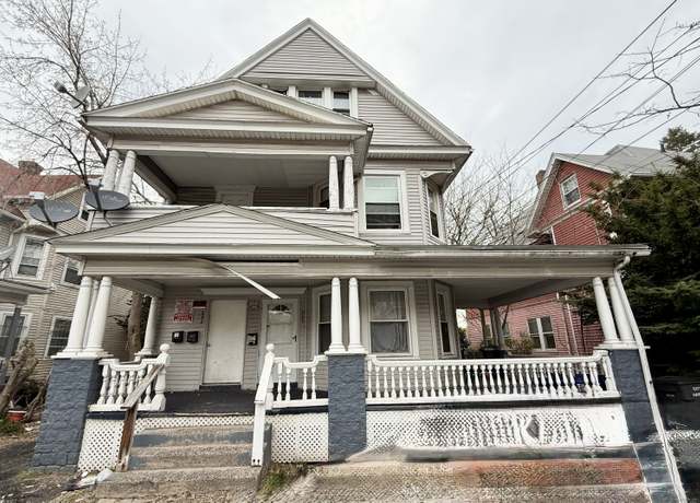 Property at 290 Sargeant St, Hartford, CT 06105, 6 beds, 3 baths