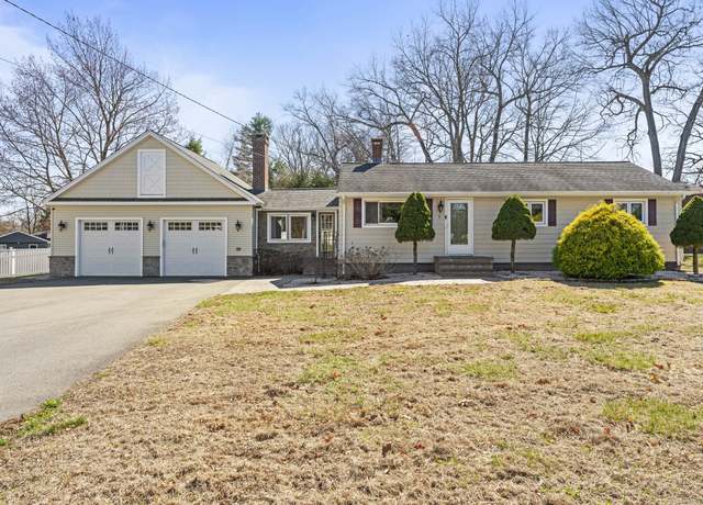 Property at 5 Greendale Ave, Cromwell, CT 06416, 3 beds, 2 baths