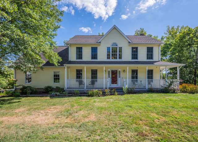 Property at 98 Cranberry Ln, Middletown, CT 06457, 3 beds, 2.5 baths