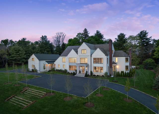 Property at 7 Dairy Rd, Greenwich, CT 06830, 7 beds, 10.5 baths