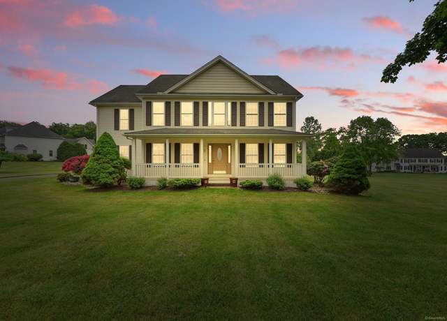 Property at 7 Brook Wood Ct, East Windsor, CT 06016, 4 beds, 2.5 baths