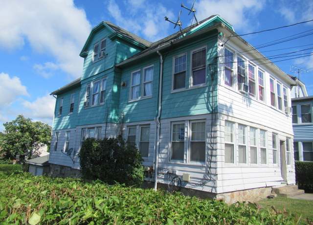 Property at 203 Wayne St, Bridgeport, CT 06606, 8 beds, 3 baths