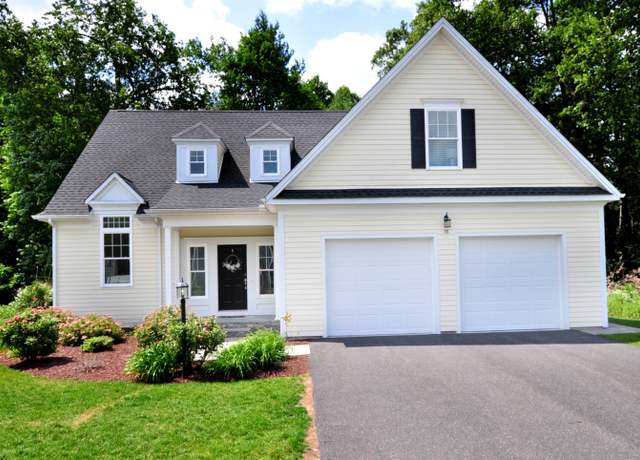 Property at 98 Cambridge Ct #98, Simsbury, CT 06070, 3 beds, 2.5 baths