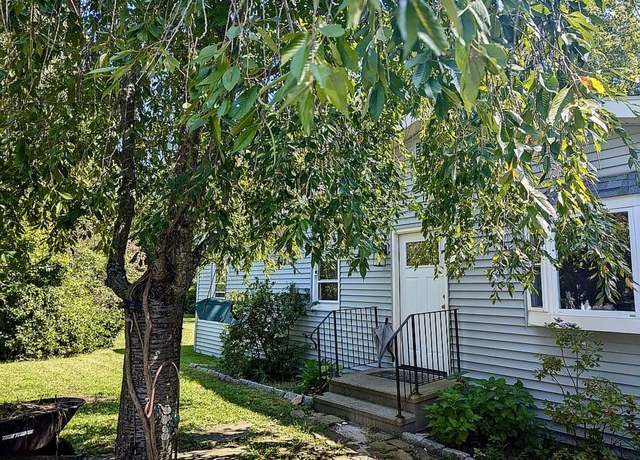 Property at 215 White Birch Dr, Southbury, CT 06488, 3 beds, 1 bath