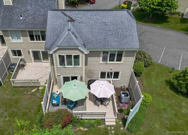 Property at 12 Boulevard Dr Unit 35-186, Danbury, CT 06810, 2 beds, 2.5 baths