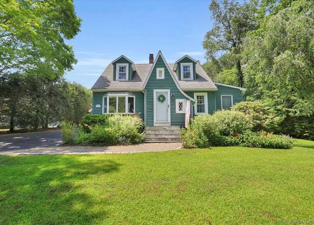 Property at 101 Shadduck Rd, Middlebury, CT 06762, 3 beds, 2 baths