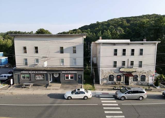 Property at 175 Main St, Winchester, CT 06098, 14 beds, 7 baths