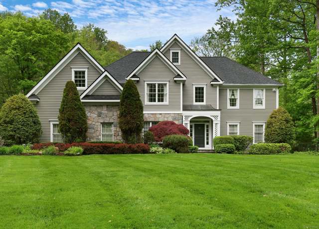 Property at 10 Misty Brook Ln, New Fairfield, CT 06812, 4 beds, 3.5 baths