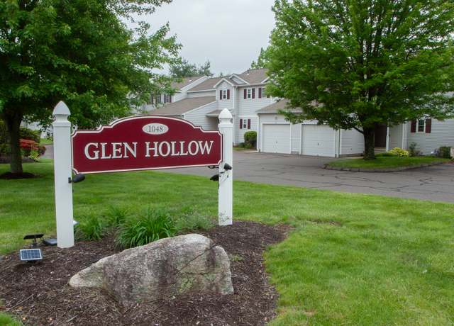 Property at 1048 S Main St Apt 17, Southington, CT 06479, 2 beds, 1.5 baths