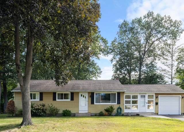 Property at 8 Ellis Rd, Enfield, CT 06082, 3 beds, 1 bath