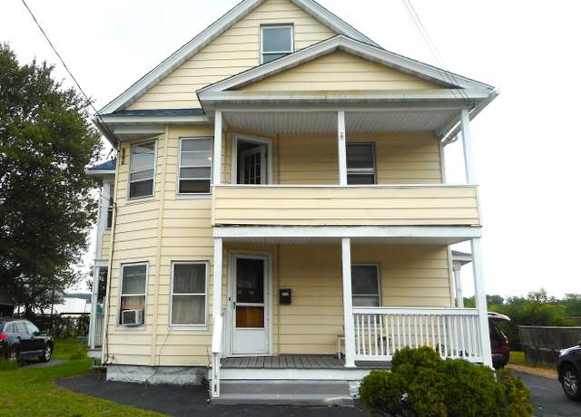 Property at 25 Lipton Pl, Torrington, CT 06790, 6 beds, 2 baths
