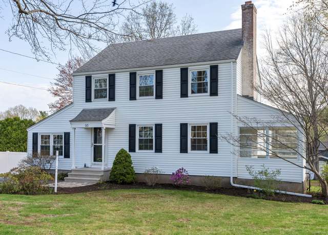 Property at 93 Valley View Dr, Wethersfield, CT 06109, 3 beds, 1.5 baths