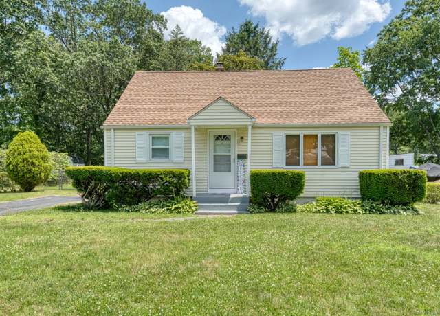 Property at 11 Belle Ave, Enfield, CT 06082, 4 beds, 1 bath