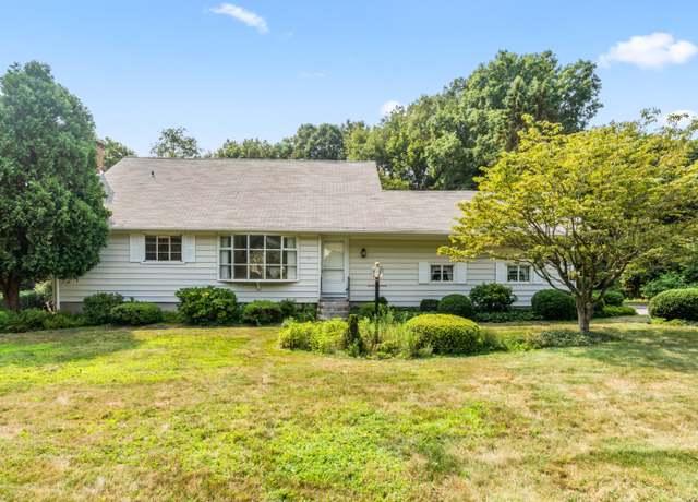 Property at 8 Timothy Rd, Norwalk, CT 06850, 3 beds, 1.5 baths