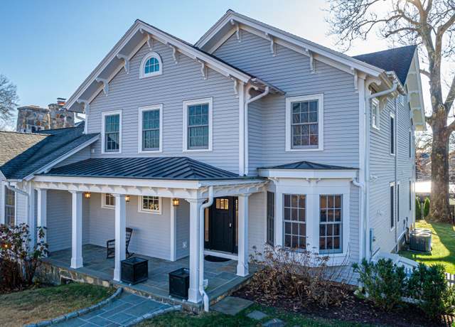 Property at 3 Finney Knoll Ln, Greenwich, CT 06878, 4 beds, 3.5 baths