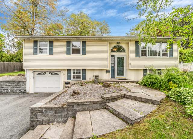 Property at 211 Fairlawn Dr, Torrington, CT 06790, 3 beds, 1.5 baths