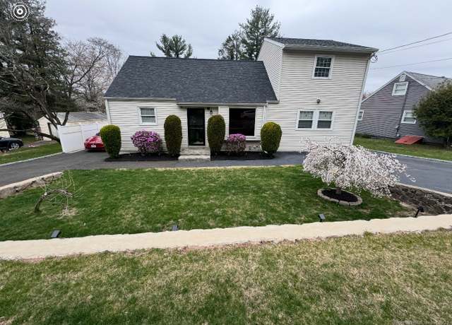 Property at 34 Norwood Rd, New Haven, CT 06513, 3 beds, 2 baths