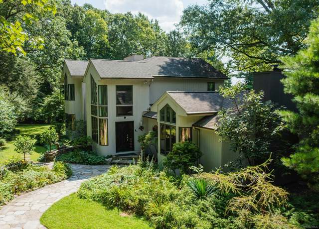 Property at 61 Marchant Rd, Redding, CT 06896, 4 beds, 3.5 baths