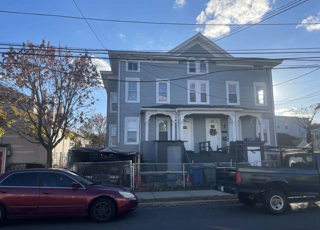 Property at 60-62 Cedar St, Bridgeport, CT 06608, 8 beds, 4 baths