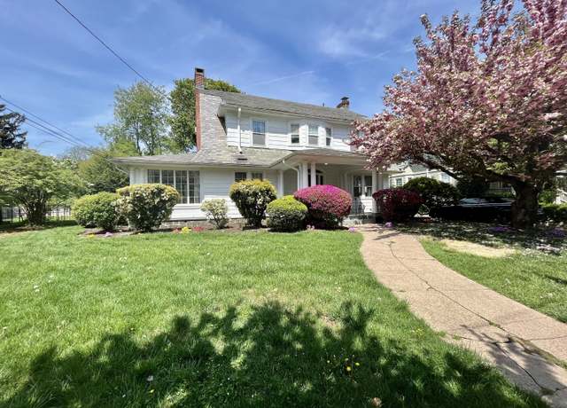 Property at 140 McKinley Ave, New Haven, CT 06515, 5 beds, 4 baths