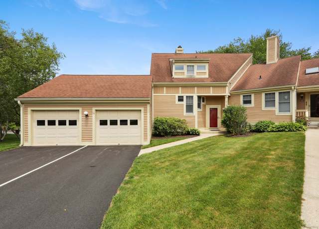 Property at 17 Brittania Dr #17, Danbury, CT 06811, 3 beds, 3 baths